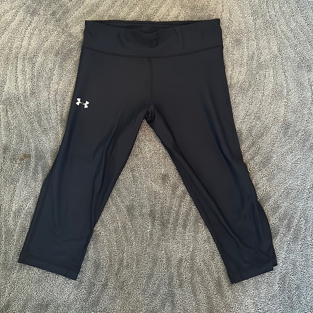 Under Armor Cropped Leggings